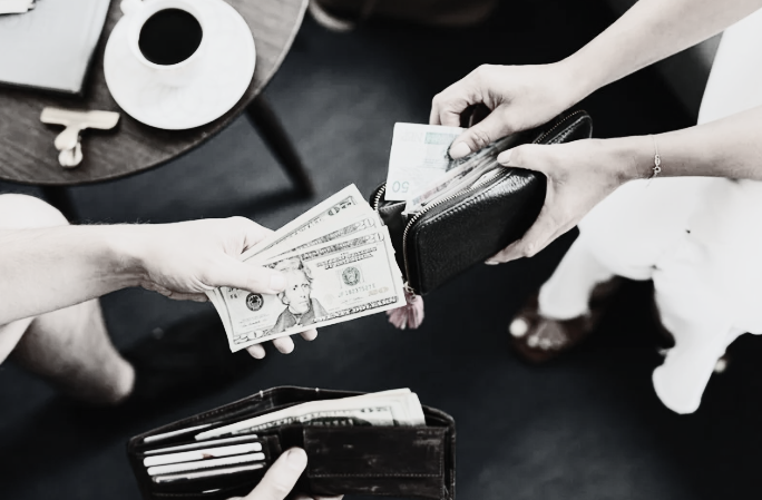 Draft Law on Pay Transparency and on Strengthening the Application of the Principle of Equal Pay for Equal Work or Work of Equal Value Between Women and Men